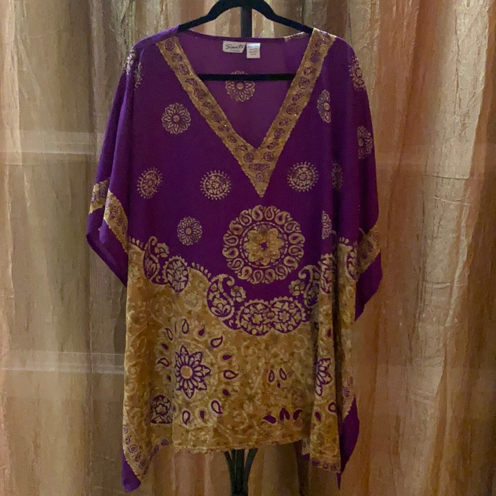 Indian purple gold and gold small gems tunic.